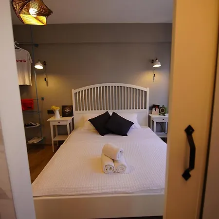 Achilles Hotel